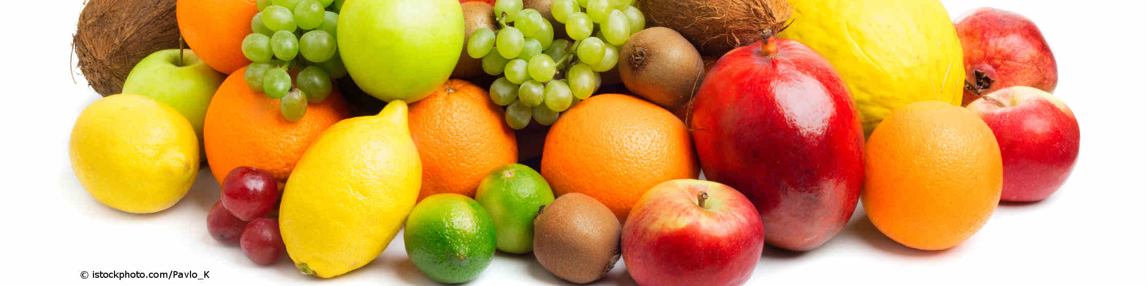 Zitronen, Limetten, Kiwi, Trauben, Äpfel und Apfelsinen stecken voller Vitamine.